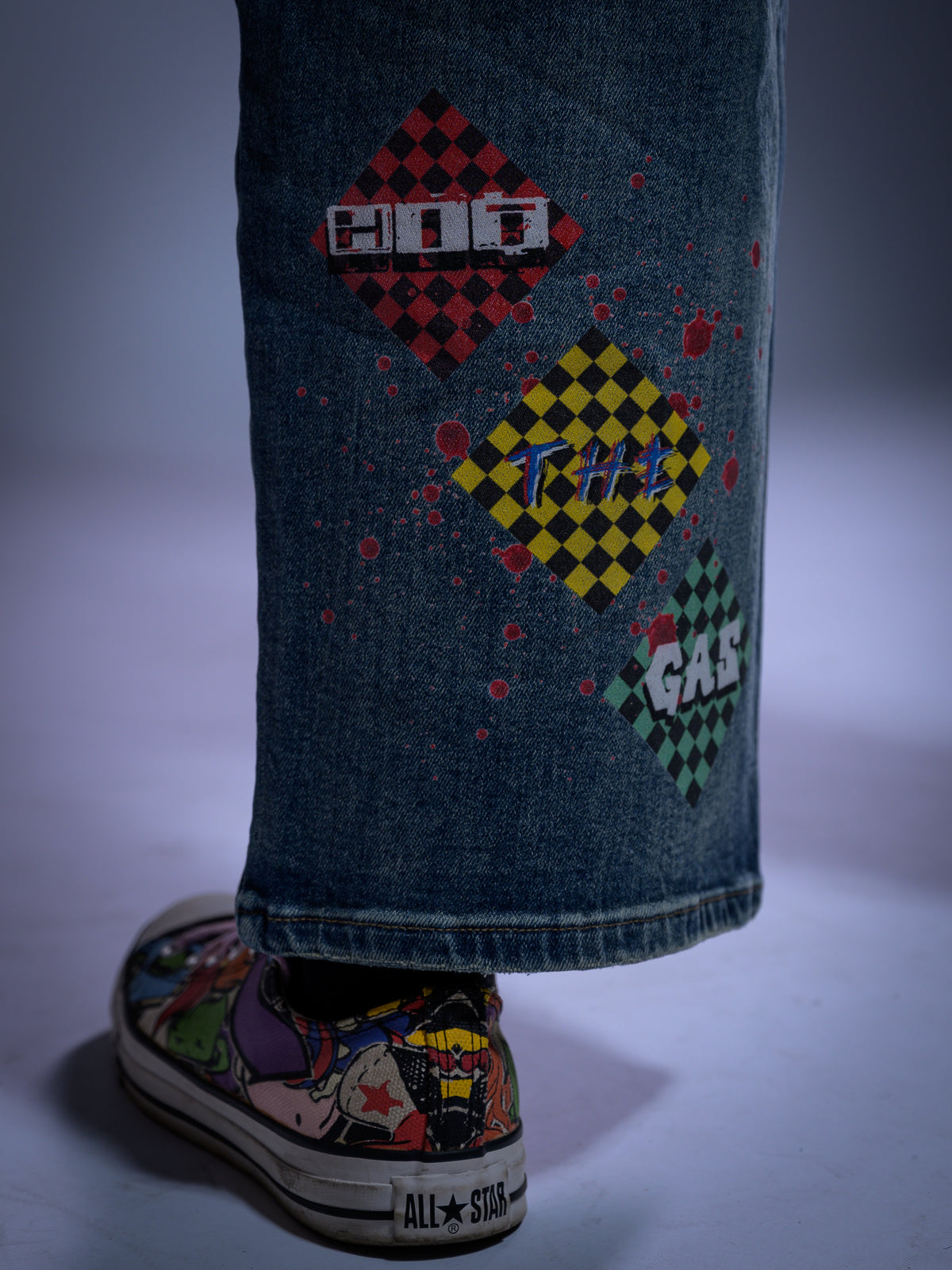 "STREET RACER" Graphic Patch Sun-Faded Baggy Jeans